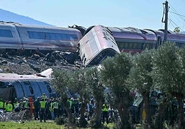 Accidente de tren en Toledo: muertos, heridos, causas, y comparecencia de Óscar Puente en directo