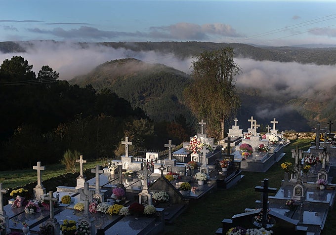 Vista del cementerio de Fión, en Lugo.