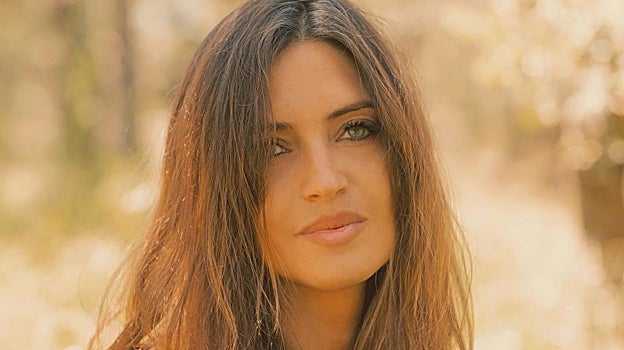 El exfoliante capilar ayuda a un correcto crecimiento del pelo.