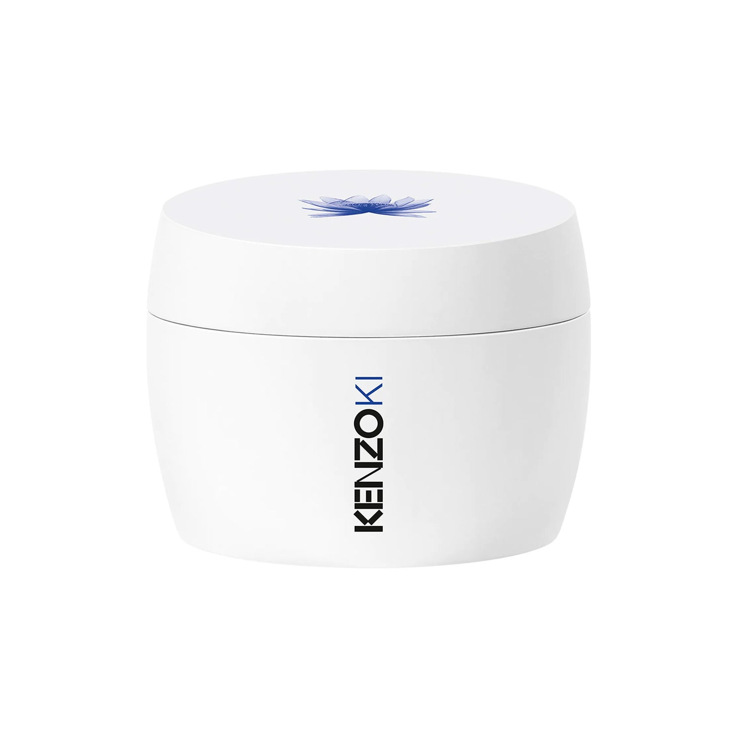 Crema facial hidratante para piel mixta y grasa Kenzoki Hydration Flow de Kenzo (43,99 €). Combina ácido hialurónicos de medio y alto peso molecular de origen natural para potenciar la acción fortalecedora de la barrera cutánea y preservar sus reservas de agua, junto con extracto de agua de flor de loto sagrado. Matifica la piel, y su fragancia relajante aporta sensación inmediata de bienestar.