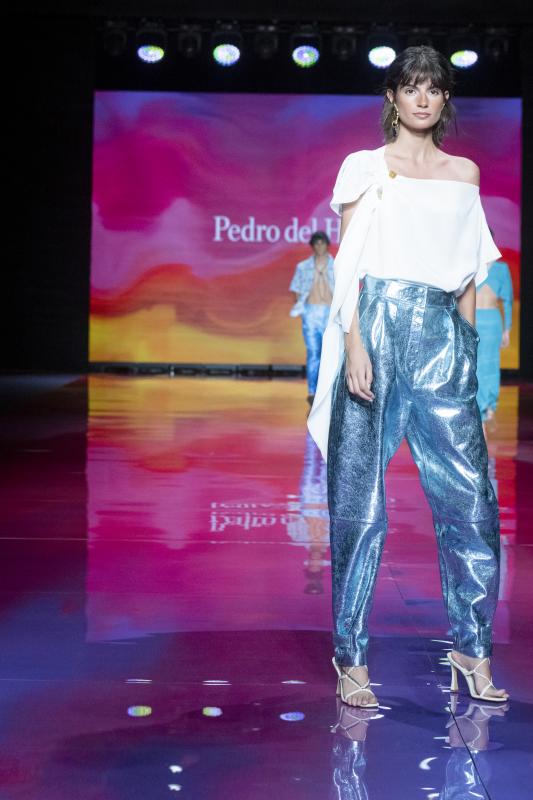 Con “Capitan Ward” la marca española, rinde homenaje al capitán Ward, que en 1854, diseñó el salvavidas, ideó un sistema cuyo uso se ha hecho universal.