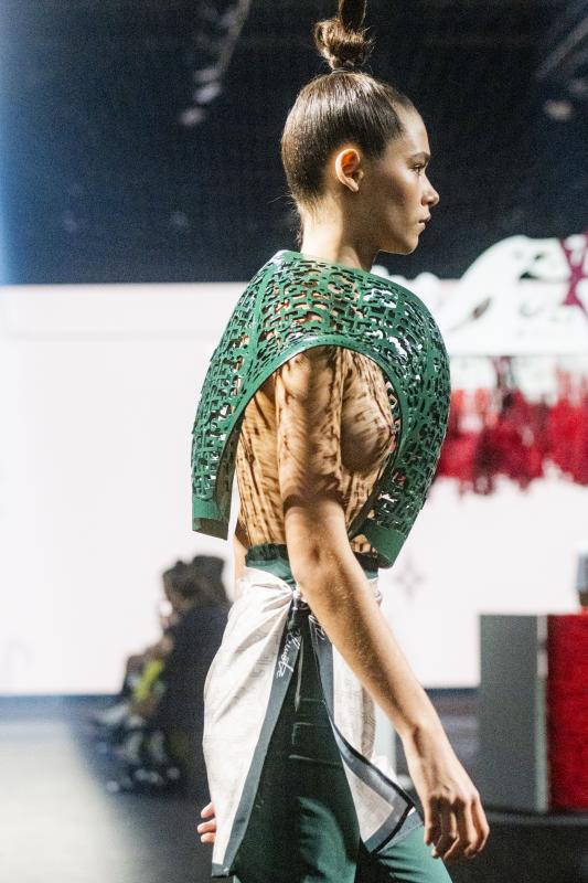 Álvaro Calafat despierta a una adormecida pasarela