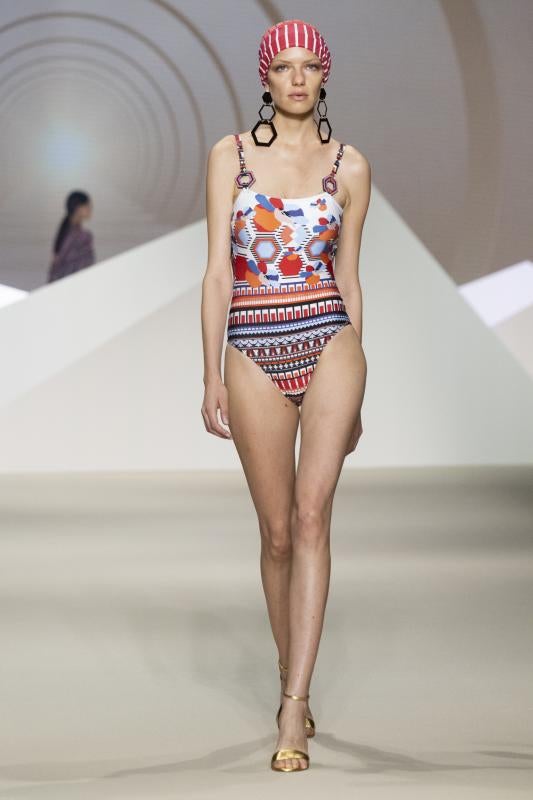 Moda de baño de la mano de Dolores Cortés
