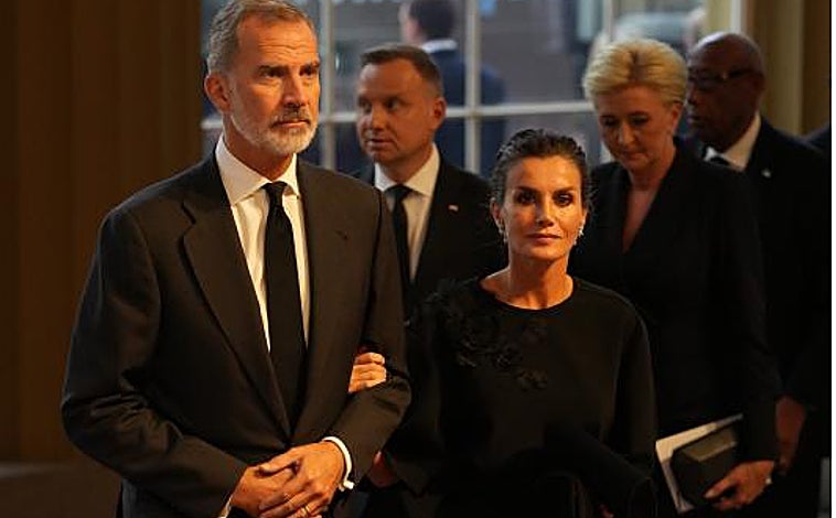 Imagen - El Rey Felipe VI y la Reina Letizia de luto en Londres