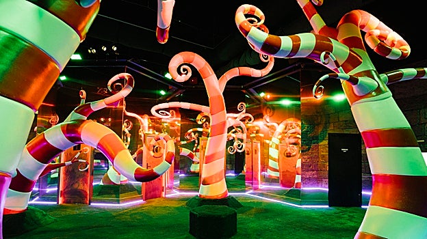 La muestra inmersiva 'Tim Burton, el laberinto' se ha estrenado en Madrid