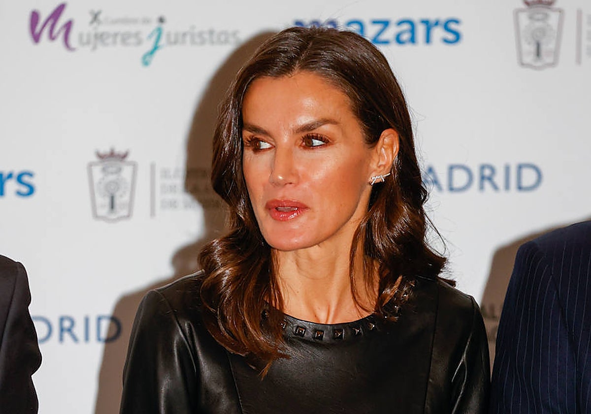 La reina Letizia con un favorecedor nuevo peinado, perfecto para mujeres de más de 40.