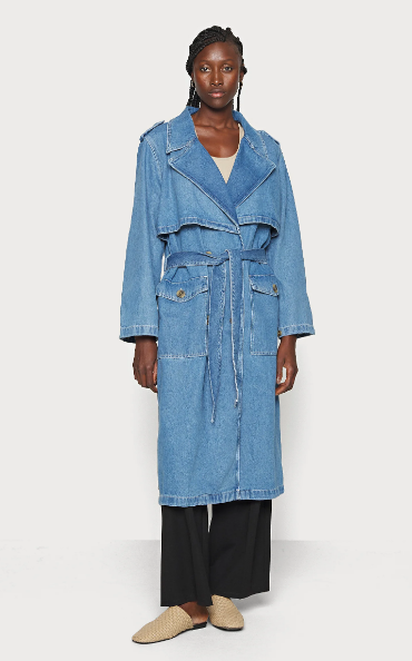 Trench vaquero con cinturón de Zalando: 85 euros.