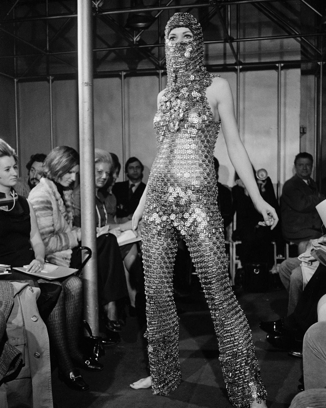 Presentación de la colección Primavera/Verano 1969 de Paco Rabanne. 