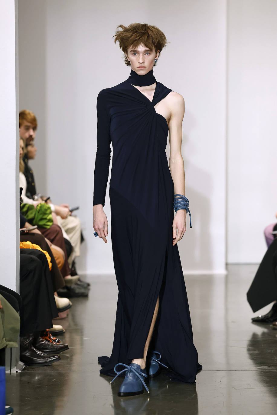 Uno de los vestidos de la nueva colección de Palomo Spain, una propuesta sencilla y fácil de llevar. 