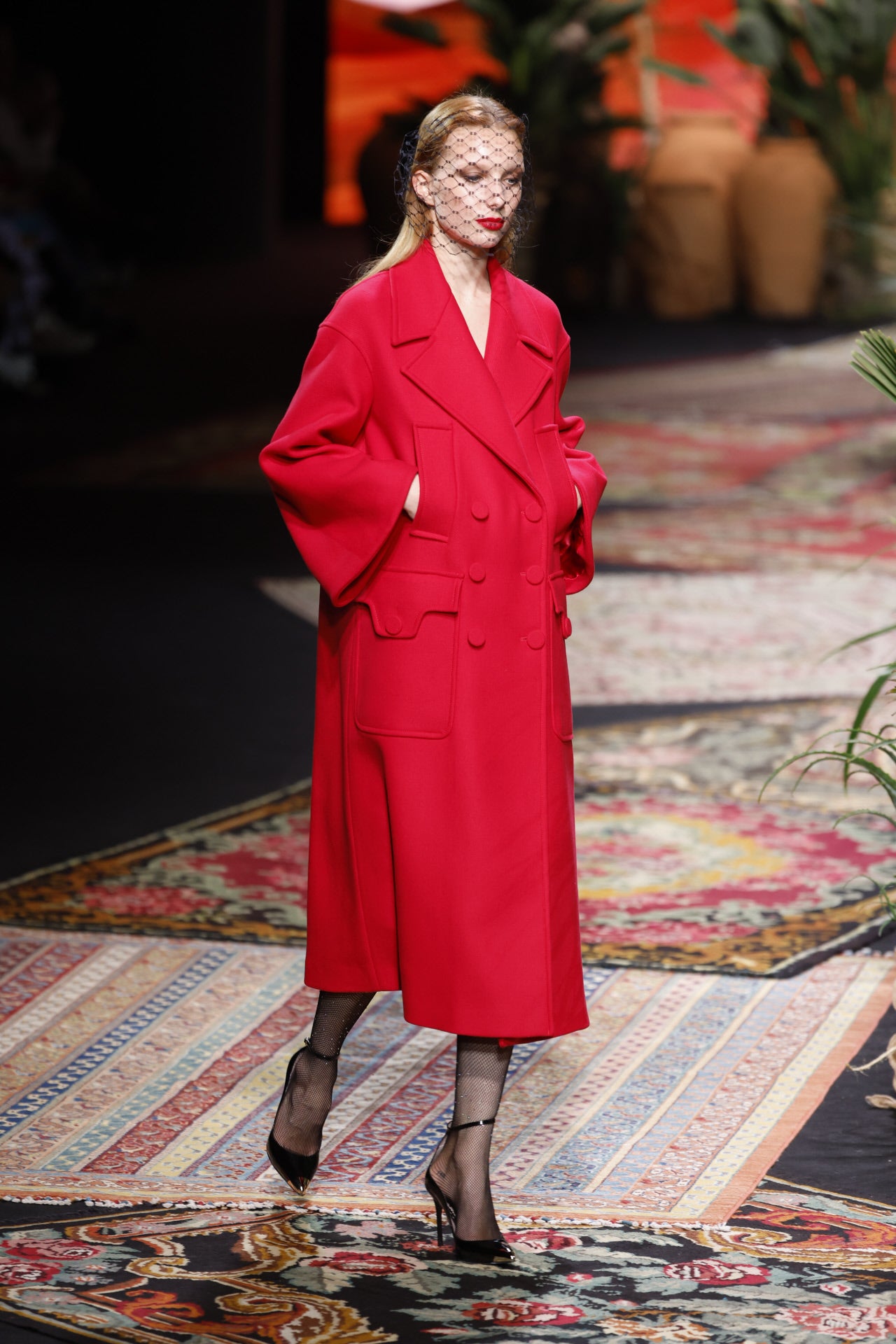 Jorge Vázquez Otoño/Invierno 2023/24. Los abrigos y trajes de chaqueta son una pieza clave de cara al próximo otoño e invierno. 