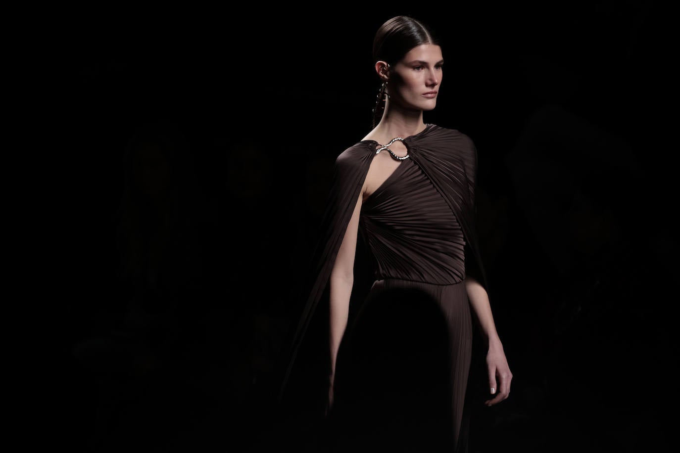 La firma valenciana confecciona vestidos actuales, elegantes y sin fecha de caducidad