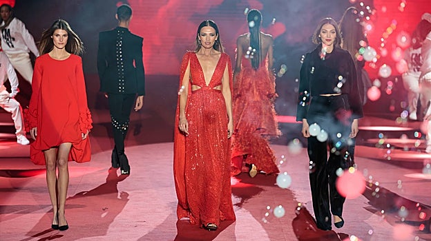 Nieves Álvarez es una de las modelos que se ha sumado al desfile de L'Oréal Paris.