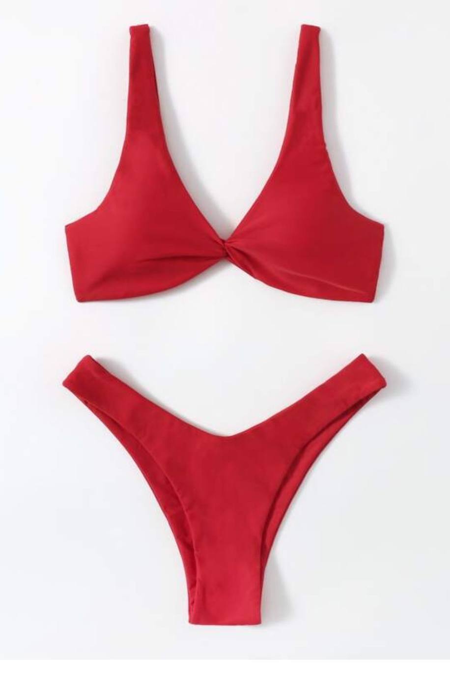 Bikini rojo. 11 euros en Shein. 