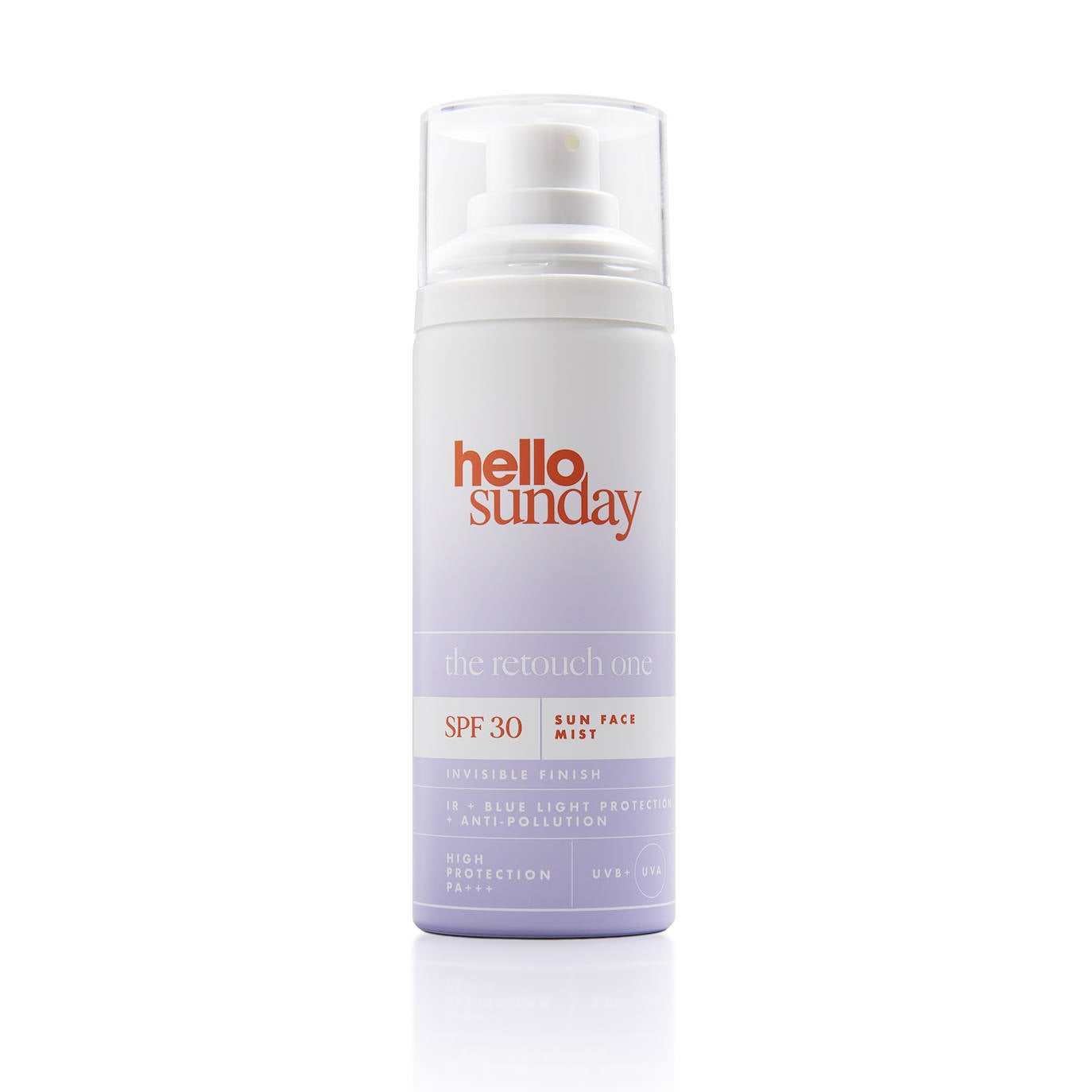 Bruma facial The Retouch One Spf 30 de Hello Sunday! (19,99 €). Un protector solar vegano en formato bruma, invisible, ultraligero y sin aroma, para que reaplicar el FPS a lo largo del día se convierta en un gestual increíblemente sencillo, incluso maquillada. De rápida absorción y cero grasa, esta delicadísima bruma no solo protege la piel, sino que la refresca y la hidrata con cada pulverización.