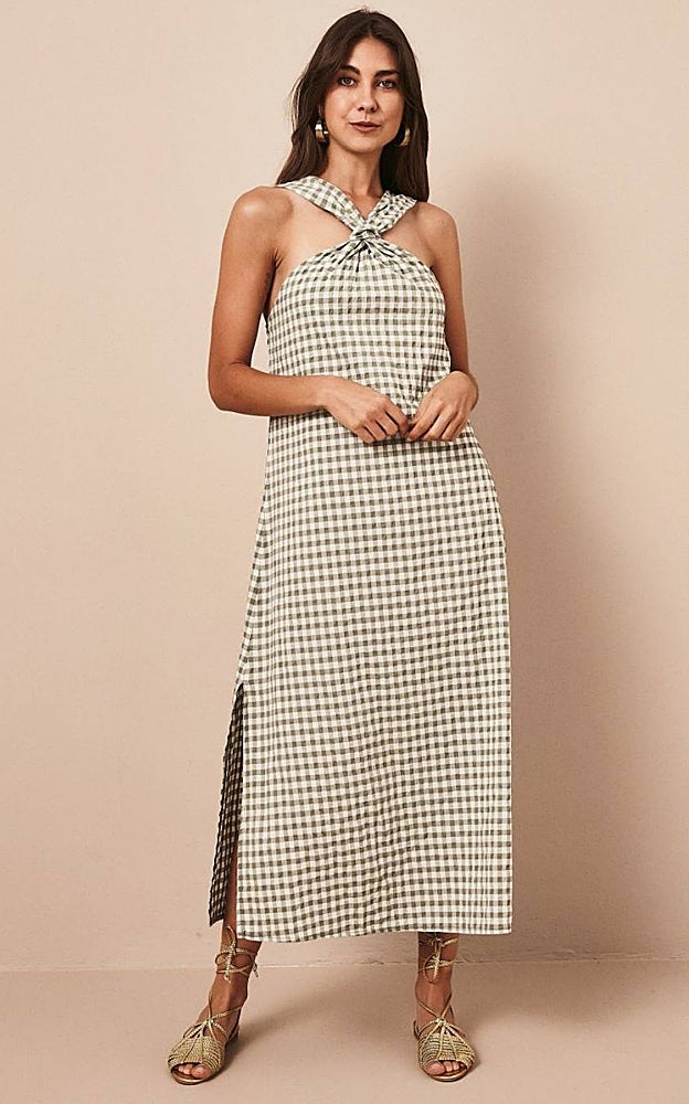 Vestido 'halter' de Ameè Spain. 28.90 euros.