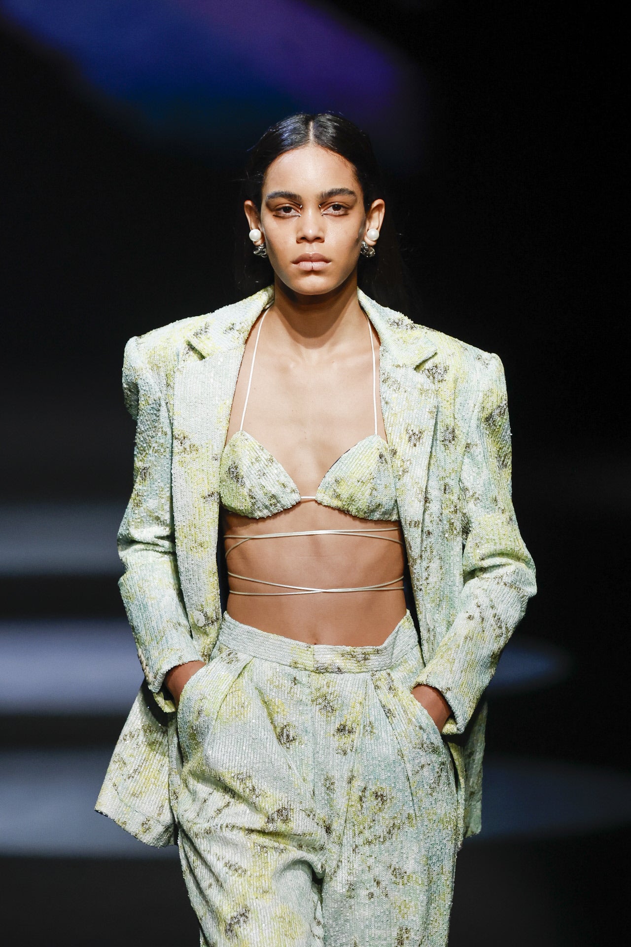 Una propuesta en la que no faltan los trajes de chaqueta. 