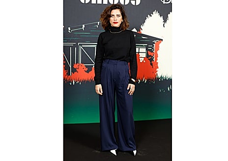 Imagen secundaria 1 - Cruz Sánchez Lara y Pedro J. Ramírez en los Premios Princesa de Asturias; María León y Leticia Dolera durante el estreno de Disney +