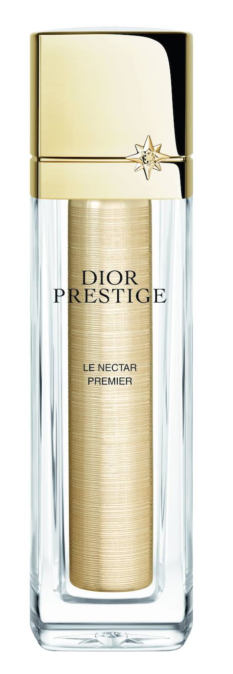 Sérum antiedad Prestige Le Nectar Premier de Dior (610 €). El nuevo sérum de Dior es fruto de la investigación de 18 expertos eminencias internacionales en revertir el envejecimiento. Este suero, recargable, concentra la vitalidad de los primeros brotes de Rosa de Granville en el corazón de Rosapeptide Premier para reparar todos los signos visibles del envejecimiento: estructura - densidad; textura - aspecto alisado de la piel; y color – luminosidad.