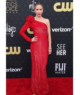 Imagen secundaria 2 - Meg Ryan, Suki Steakhouse y Emily Blunt