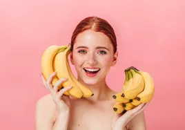 El truco viral del plátano que promete los mismos efectos que el bótox