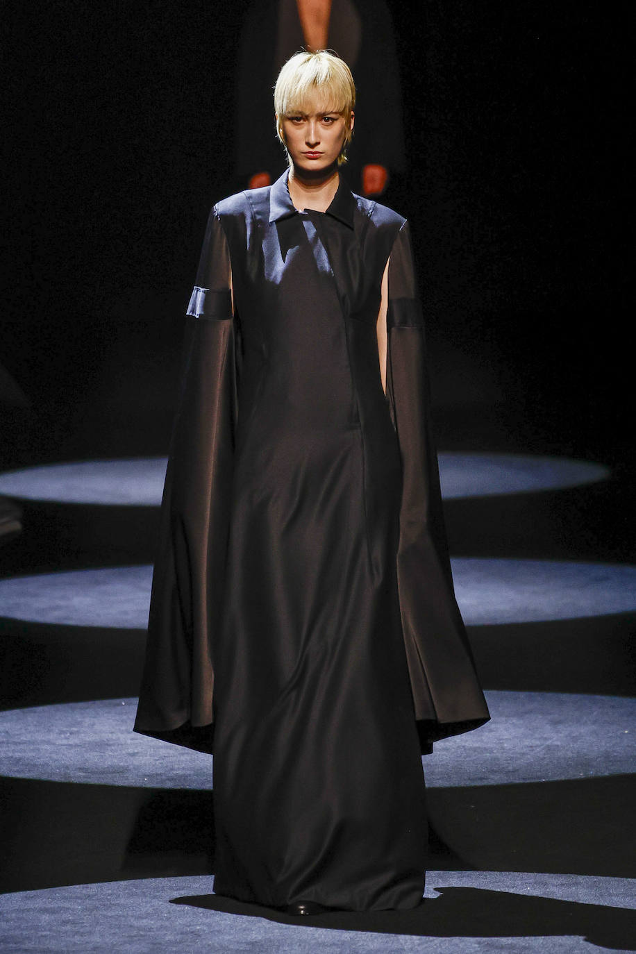 El negro, al igual que en otras muchas propuestas de otros diseñadores, ha estado muy presente en el desfile. 