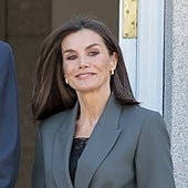 La Reina estrena el corte de pelo que triunfa este año: la media melena