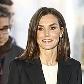 Doña Letizia inaugura ARCO con un look 'working girl'