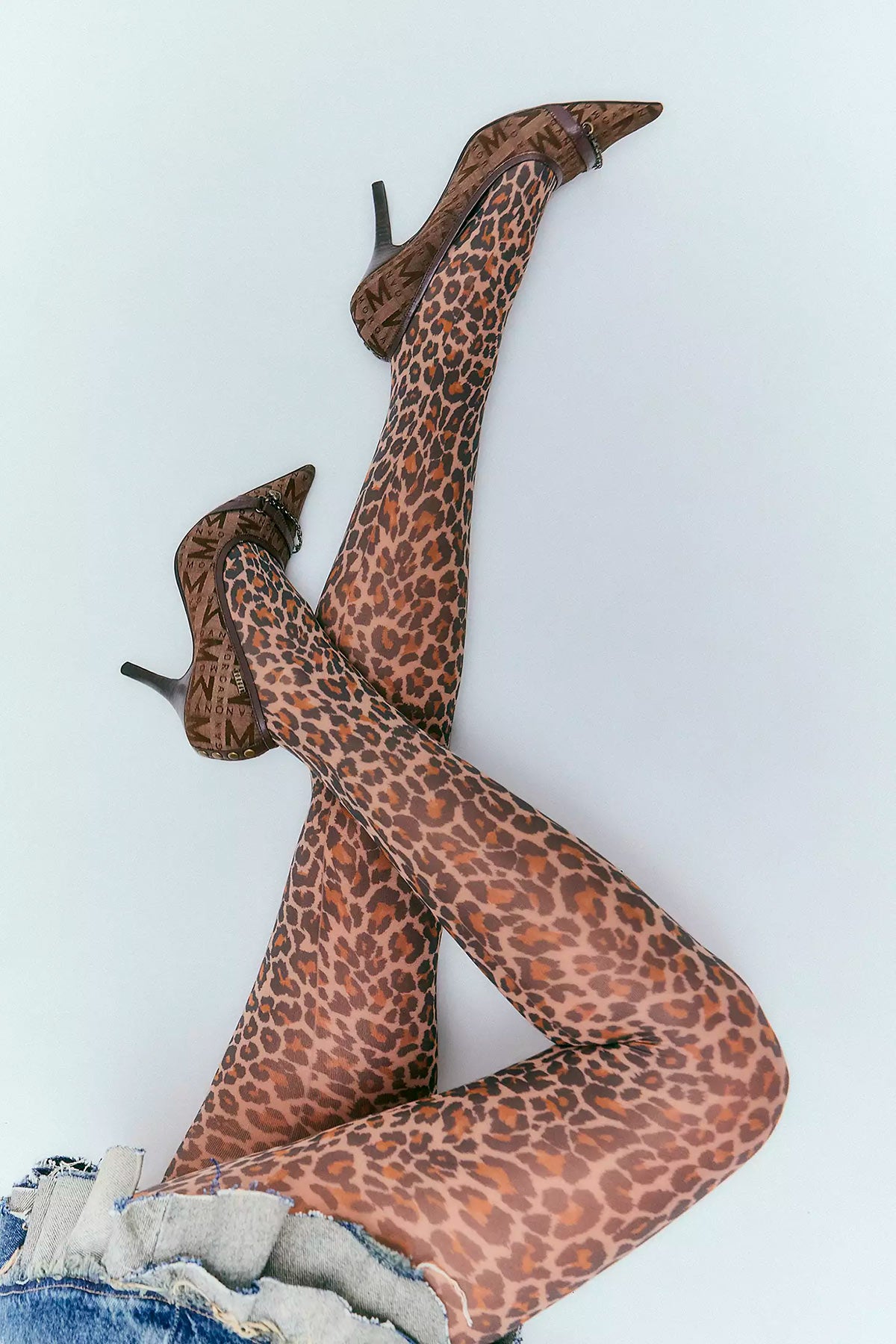 Medias con estampado de leopardo para las más atrevidas. 15 euros en Urban Outfitters. 