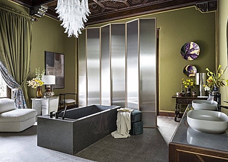 Imagen secundaria 1 - Espacio de diseño italiano creado por Jean Porsche, Teka por Eriko Navazo y Delamora con Vona.