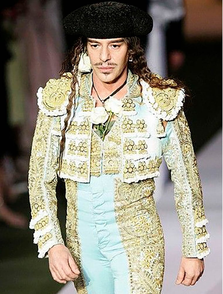 John Galliano en el desfile de Dior 2007-2008.