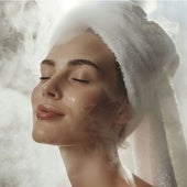 Limpieza facial con vapor: los beneficios del tratamiento estético más antiguo