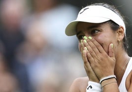 La manicura neón de Jessica Bouzas, la española que ha hecho historia en Wimbledon