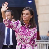 La Reina Letizia estrena un vestido de 850 euros perfecto para invitadas de verano