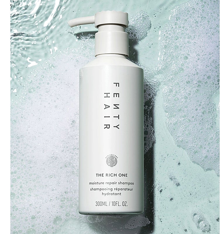 The Rich One Champú reparador de Fenty Hair.
