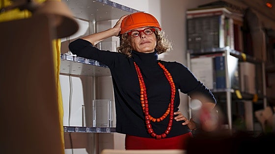 Teresa Sapey : «El color es como la sal: si la sabes usar, te sale todo mejor; si abusas, te lo cargas»