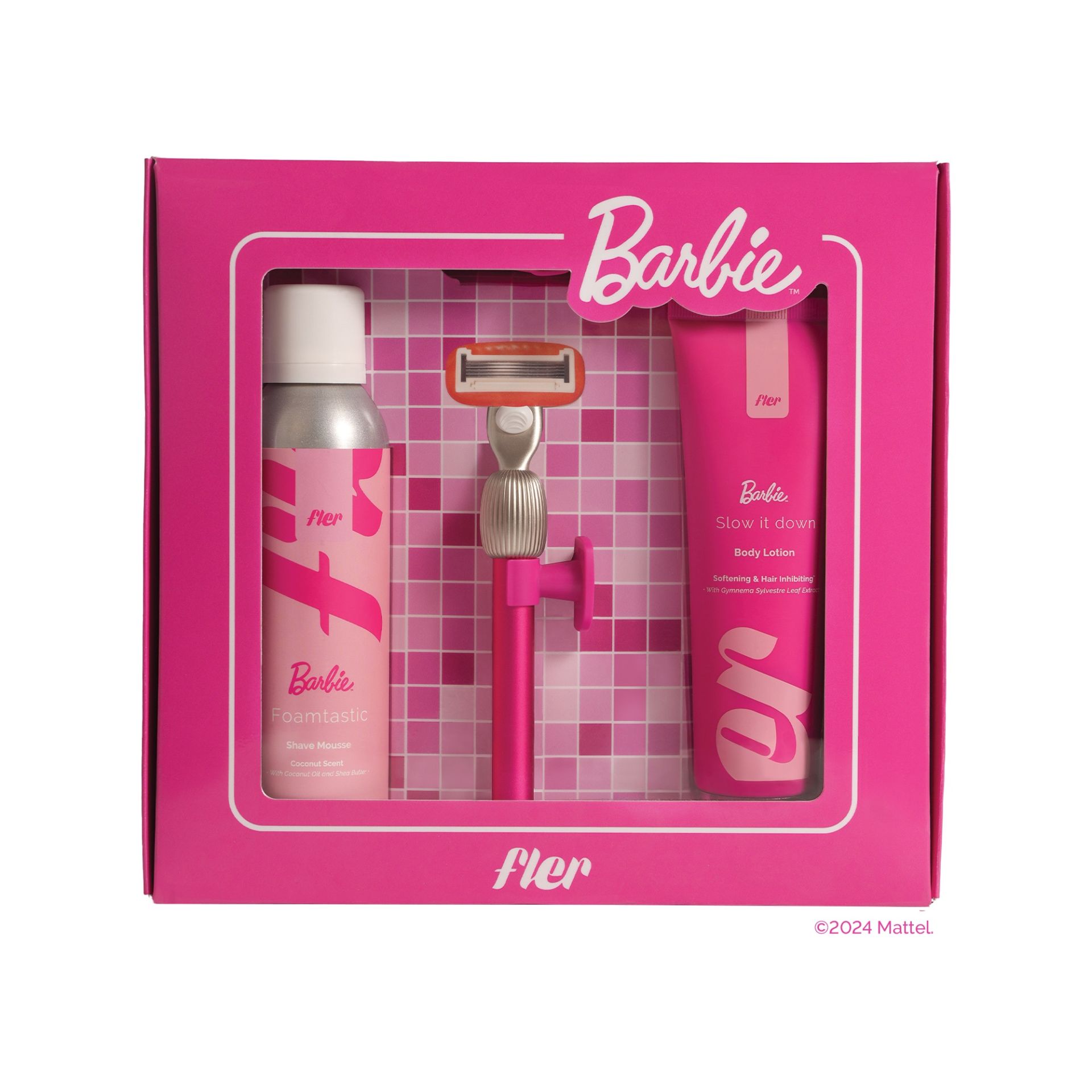 That Pink Set, de Fler y Barbie® (54,90 euros). Un set de edición limitada para la depilación que incluye una maquinilla de afeitar con mango ergonómico, la mousse Foamtastic Coconut, que prepara la piel para el afeitado y la crema hidratante Slow it Down que ralentiza el crecimiento del vello. Un pack práctico y muy bonito, ideal para regalar.