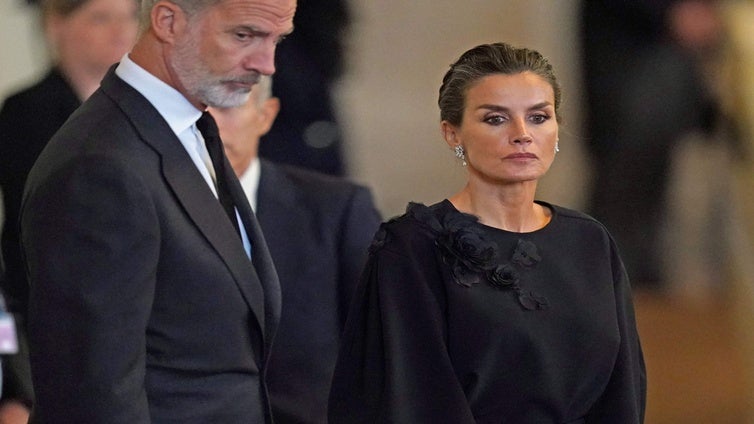El estricto protocolo de luto que deberán cumplir los asistentes al funeral del Papa Francisco