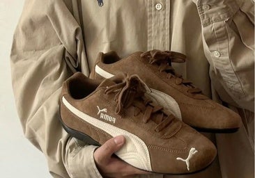 El color de zapatillas que triunfará este verano en España, según los expertos