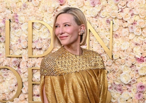 Imagen secundaria 1 - Naomi Watts, Cate Blancett y Pamela Anderson lucen el corte bob, una de las tendencias del verano 2025.