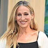 Sarah Jessica Parker sorprende con un vestido hecho en Sevilla: «Se tardó 10 días en hacerlo»