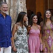 El estilismo de verano de la Reina Letizia lleno de guiños a la artesanía de Mallorca