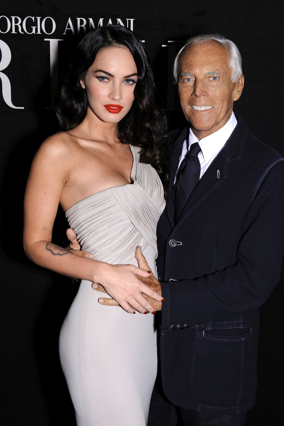 El diseñador con Megan Fox. 