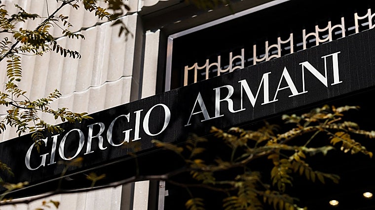 De la conquista de Hollywood a la diversificación de su marca: los hitos que marcaron la historia de Giorgio Armani