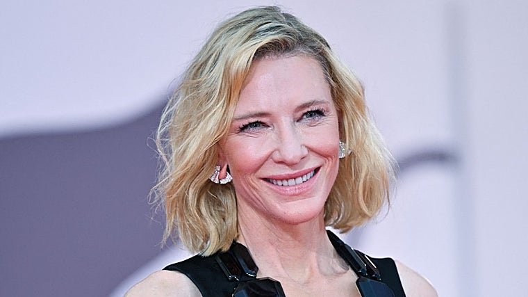 Cate Blanchett con un corte bob en Venecia.