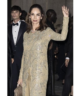 Imagen secundaria 2 - Cate Blanchett, Anna Wintour y Eugenia Silva fueron otros de los rostros conocidos en el desfile