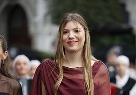 La Infanta Sofía deslumbra en los Premios Princesa de Asturias 2025 con un vestido de transparencias de marca española