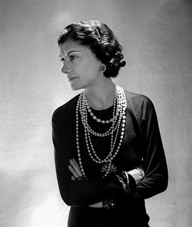 Imagen secundaria 2 - Algunos de los jerséis que han marcado la historia en la moda y en el cine