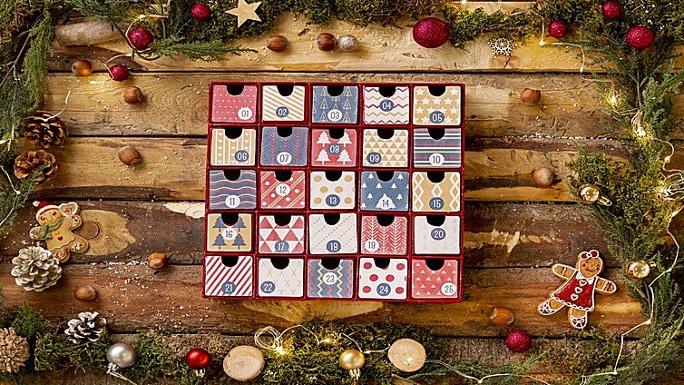 Los mejores calendarios de adviento de belleza de 2025: maquillaje, perfumes, cremas y más