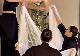 El inesperado detalle del árbol de Navidad de Vicky Martín Berrocal: “Este año lleva un velo de novia”