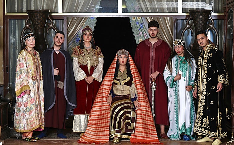 Main image - The Moroccan caftan, an artisanal tradition that is passed down from generation to generation. 